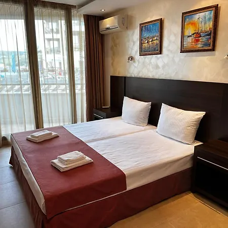 Perfect Sea And Pool View Marina 巴尔奇克