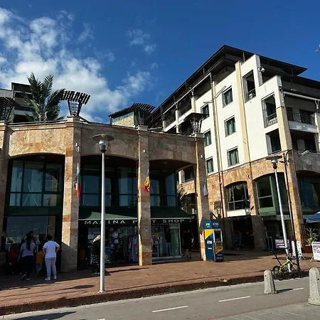 Perfect Sea And Pool View Marina * 巴尔奇克