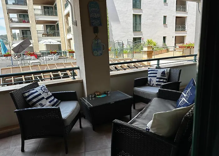 Perfect Sea And Pool View Marina * 巴尔奇克