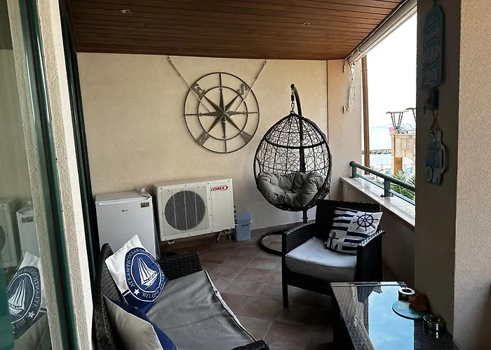 Perfect Sea And Pool View Marina 巴尔奇克